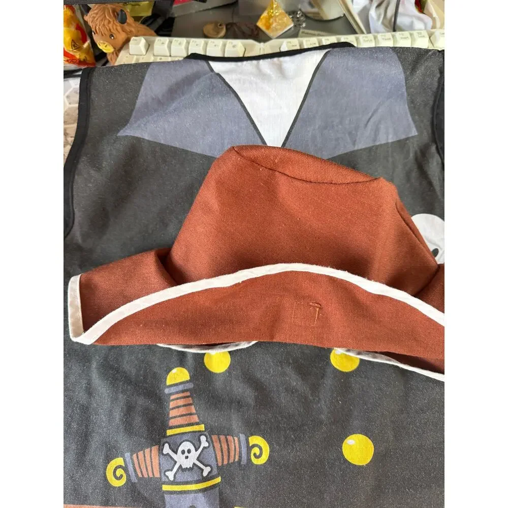 SKU3318 Children's Pirate Halloween Costume Set with Handmade Hat (Size Large)